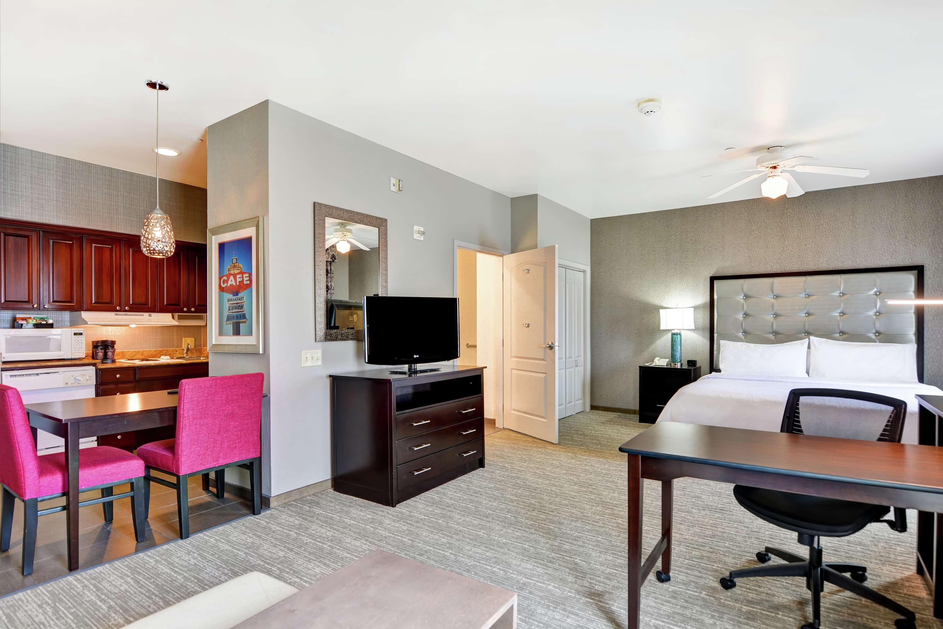 โฮมวู้ด สวีทส์ บาย ฮิลตัน อมาริลโล Hotel อามาริลโล ภายนอก รูปภาพ