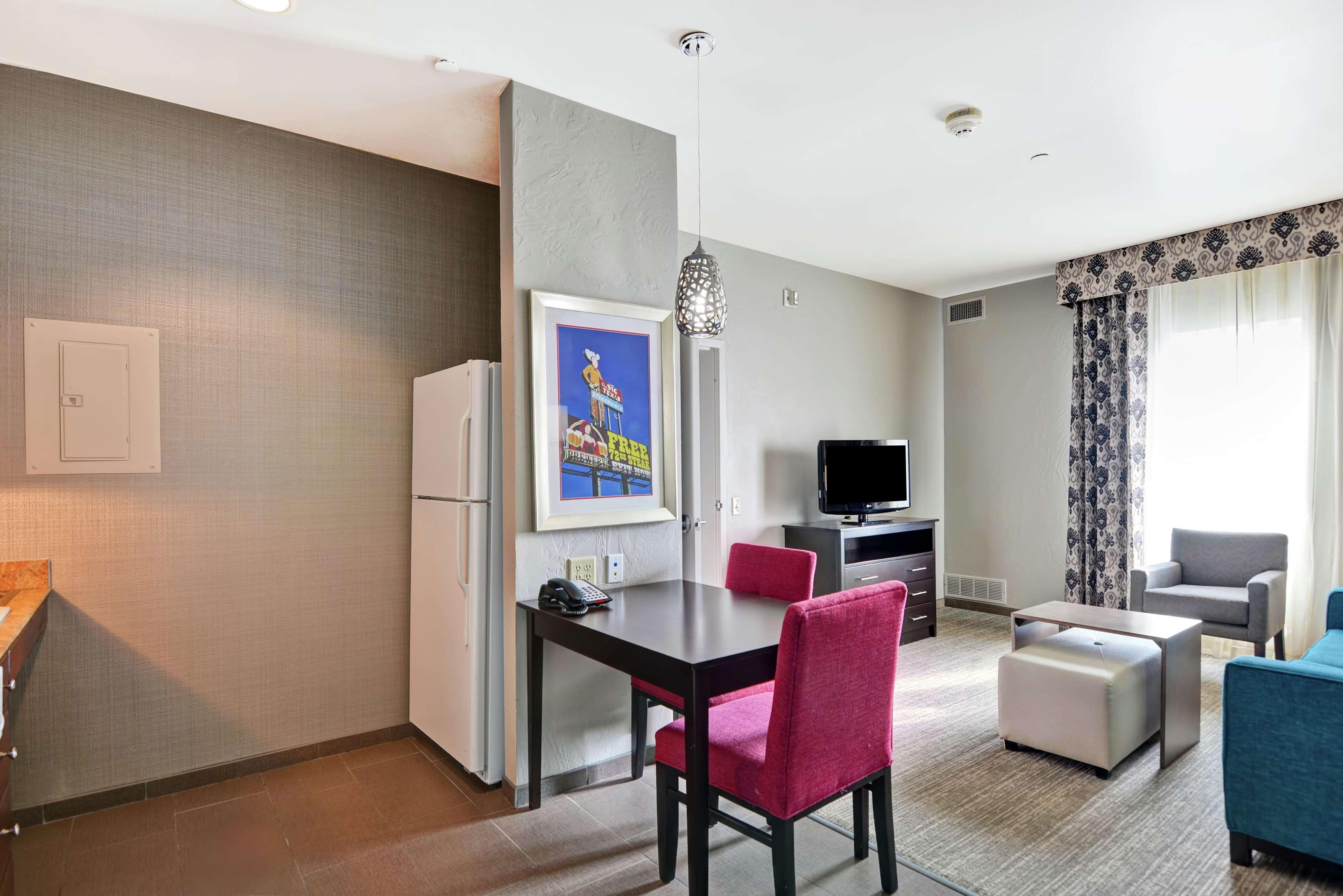โฮมวู้ด สวีทส์ บาย ฮิลตัน อมาริลโล Hotel อามาริลโล ภายนอก รูปภาพ